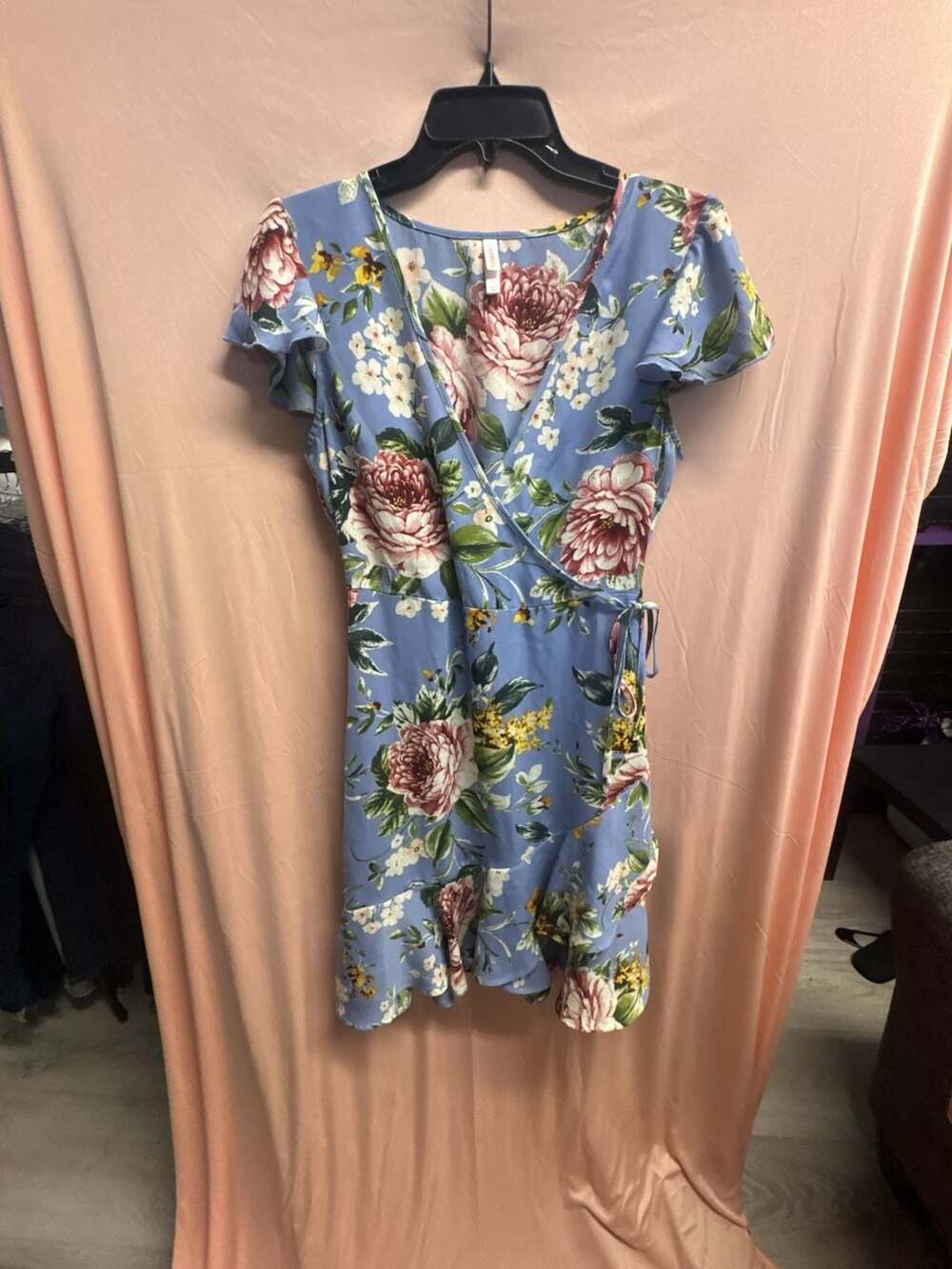 Xhilaration Women's Blue Floral Flutter Sleeve Wrap Mini Dress